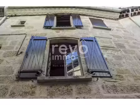 st pargoire : maison de village avec garage  loggia de 20 m²  3 chambres  excellente...