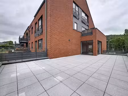 appartement à louer à rue emerée 6 floreffe (vbe58303)