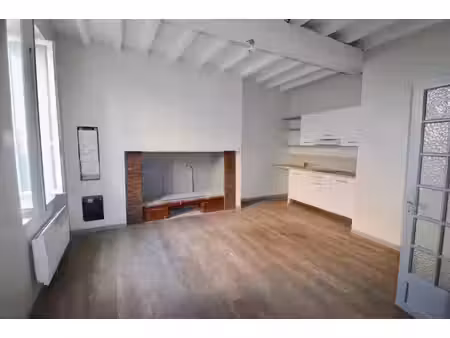 castelmoron sur lot  appartement 3 pièce(s) de 55 m2 comprenant pièce de vie avec cuisine 