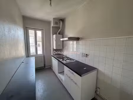 appartement t3 de 62 m² en centre ville