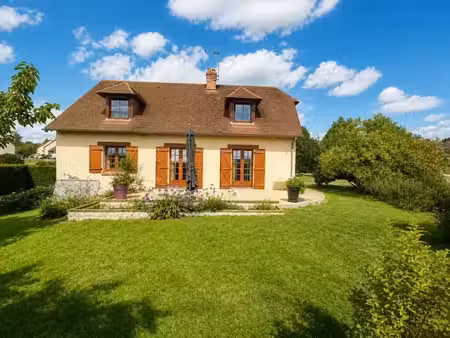 vente maison 4 pièces 141 m² à gacé (61230)  240 000 €