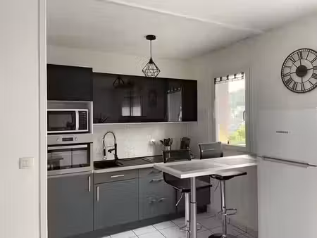 location appartement 2 pièces 48 m² à pont-audemer (27500)