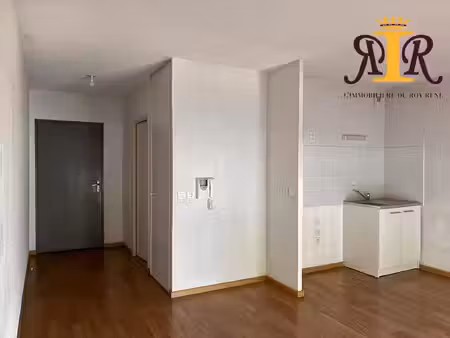 special investisseur joli studio libre centre ville