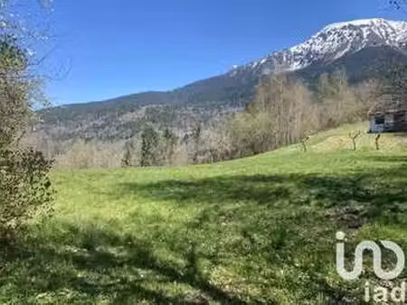 vente terrain à uriage (38410) : à vendre / 879m² uriage