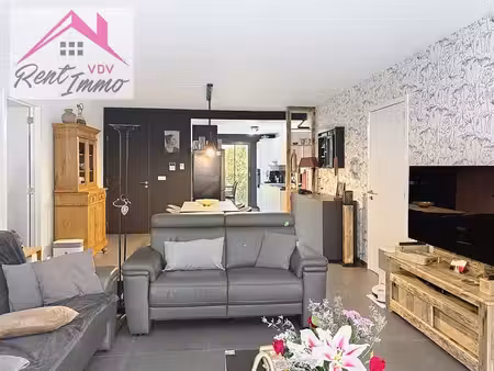 magnifique appartement 3 chambres avec parking et terrasse