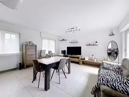 magnifique appartement 2 chambres  terrasse et parking priva