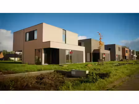 huis te koop in malle met 4 slaapkamers