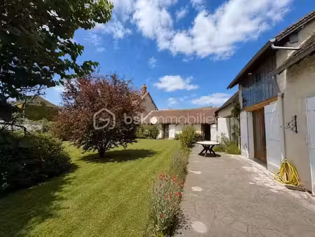 vente maison 8 pièces 172 m² à mesnil-sur-l'estrée (27650)  249 900 €