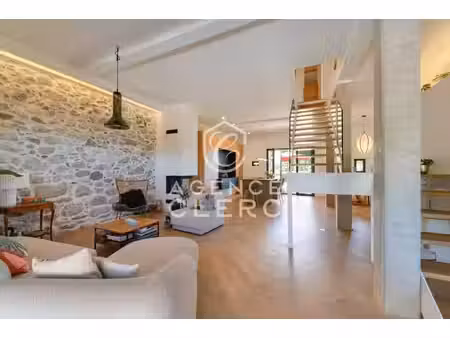 maison de luxe à vendre à talloires