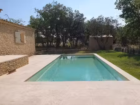 maison de luxe à vendre à gordes