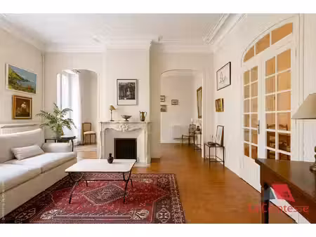 appartement traversant cours gouffé  marseille 13006 pro