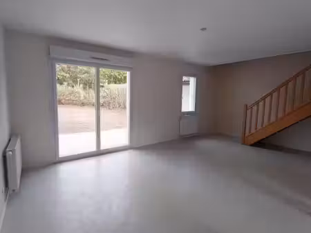 maison t3 de plain-pied a donges avec jardin et garage