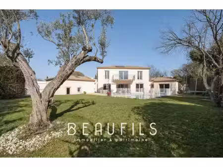 maison de luxe à vendre à caveirac