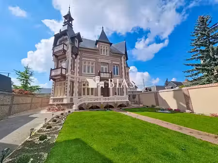 vente maison 8 pièces 378 m² à le neubourg (27110)  744 800 €