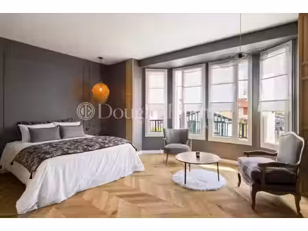 appartement de luxe à vendre dans le quartier arènes-allées marines