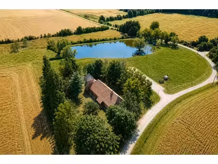 maison de 5 pièces de 300 m² à saint-martin-en-bresse