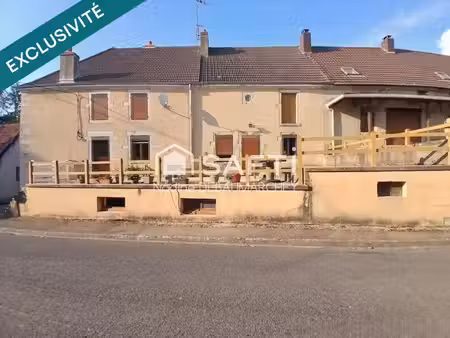maison de village  en pierre : 3/4 chambres  1 espace bureau/jeux  sous-sol complet et ter
