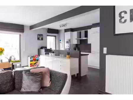 appartement au rez-de-chaussée avec jardin privé — epc a  pr