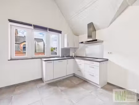 appartement 2 chambres à louer en plein cœur de libramont !