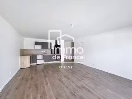 location appartement 3 pièces à louverné (53950) : à louer 3 pièces / 75m² louverné