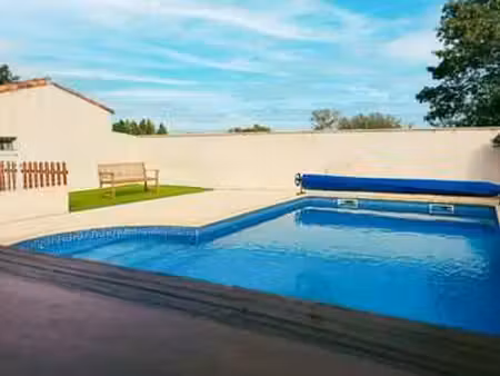 location maison meublé à coursan (11110) : à louer meublé / 115m² coursan