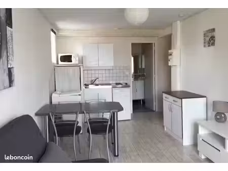 bouguenais  studio meublé 22 m2