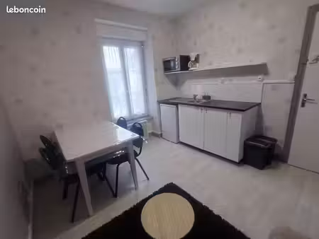 appart 2 pièces 30 m² meublé équipé etudiant