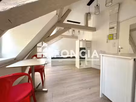 studio 1 pièce 13 m²