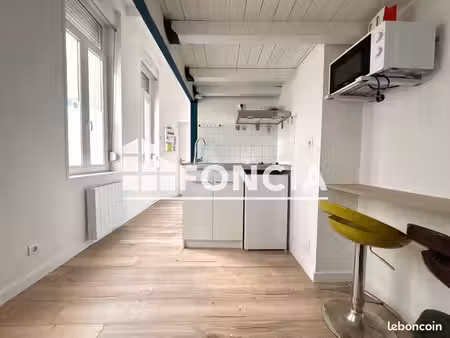 studio 1 pièce 13 m²