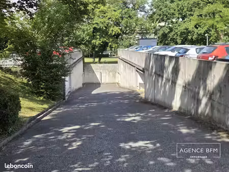 parking/box 15 m² annecy