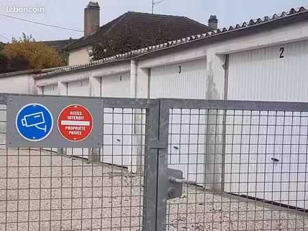 garage utilitaire disponible à joigny