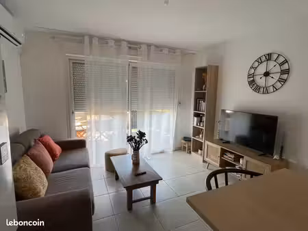 t2 38 m² avec terrasse – allauch / logis-neuf – parkings – climatisation