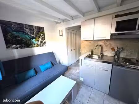 studio 1 pièce 12 m²