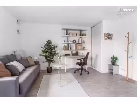 studio 1 pièce 22 m²