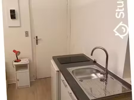 appartement 1 pièce 13 m²