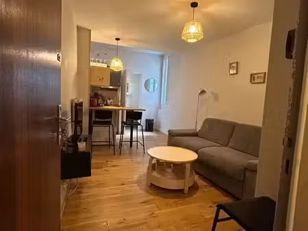 studio à louer centre de foix