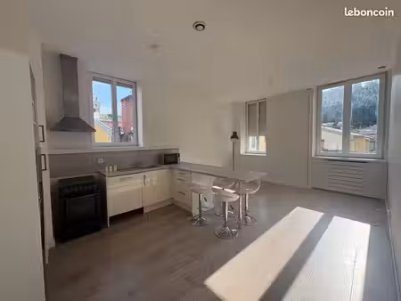 appartement 3 pièces 58 m²