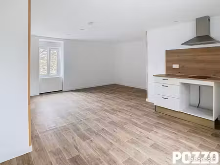 studio 1 pièce 37 m²