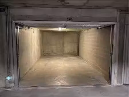 garage a loué
