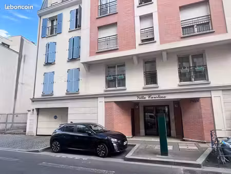 place de parking sécurisée 12 m² – puteaux – rue arago