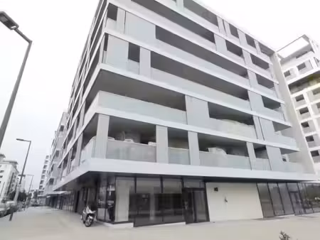 location appartement 5 pièces 132 m² à montpellier (34000)  1 907 €