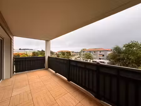 exclusivité t3 lumineux de 62 m² avec terrasse de 13m²
