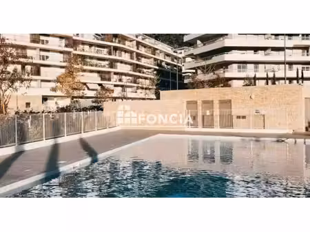 cannes bocca dans residence recente securisee avec piscine lumineux studio terrasse vendu 