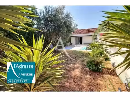 à vendre maison de village atypique avec piscine  terrasse et grand garage