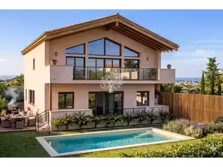 vente loft 5 pièces 200 m² à saint-cyr-sur-mer (83270)  395 000 €