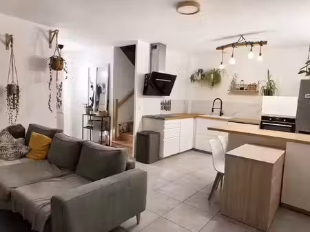 vente maison 4 pièces 81 m² forcalqueiret (83136)