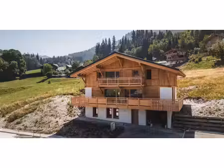chalet avec vue panoramique et terrasse praz-sur-arly (74)