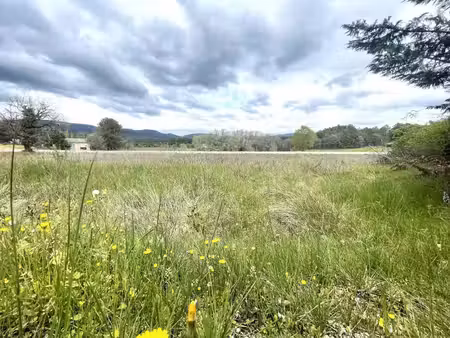 grambois  terrain 1500m² libre constructeur