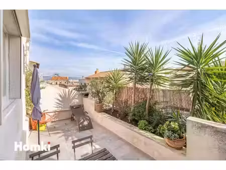 appartement t3 de 90 m² à marseille 13007