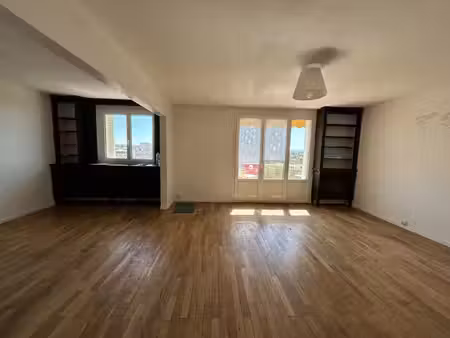 appartement t5 non-meublé / saint-andre-les-vergers